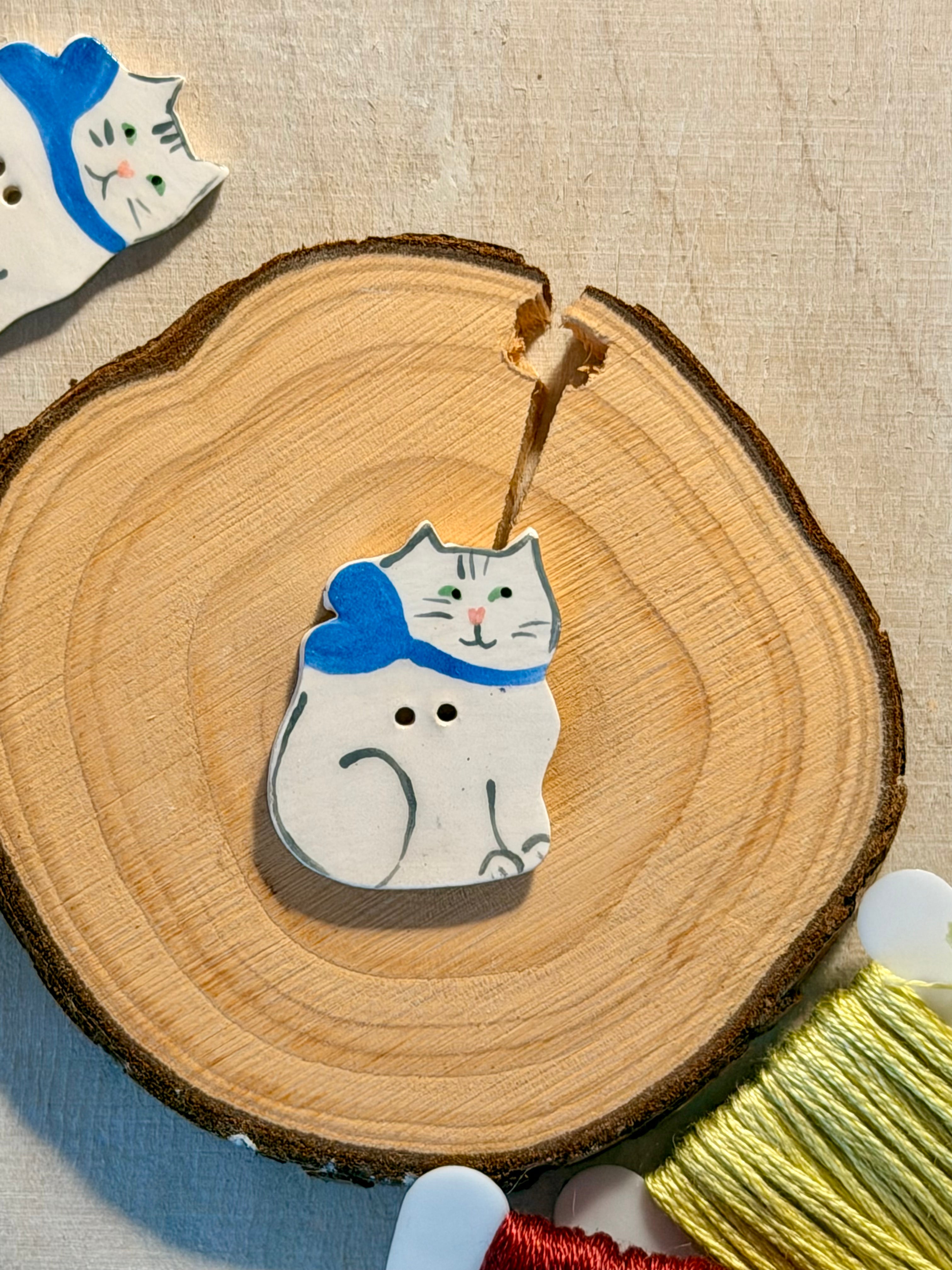 Handmade Ceramic Button for Cross Stitch – White Cat