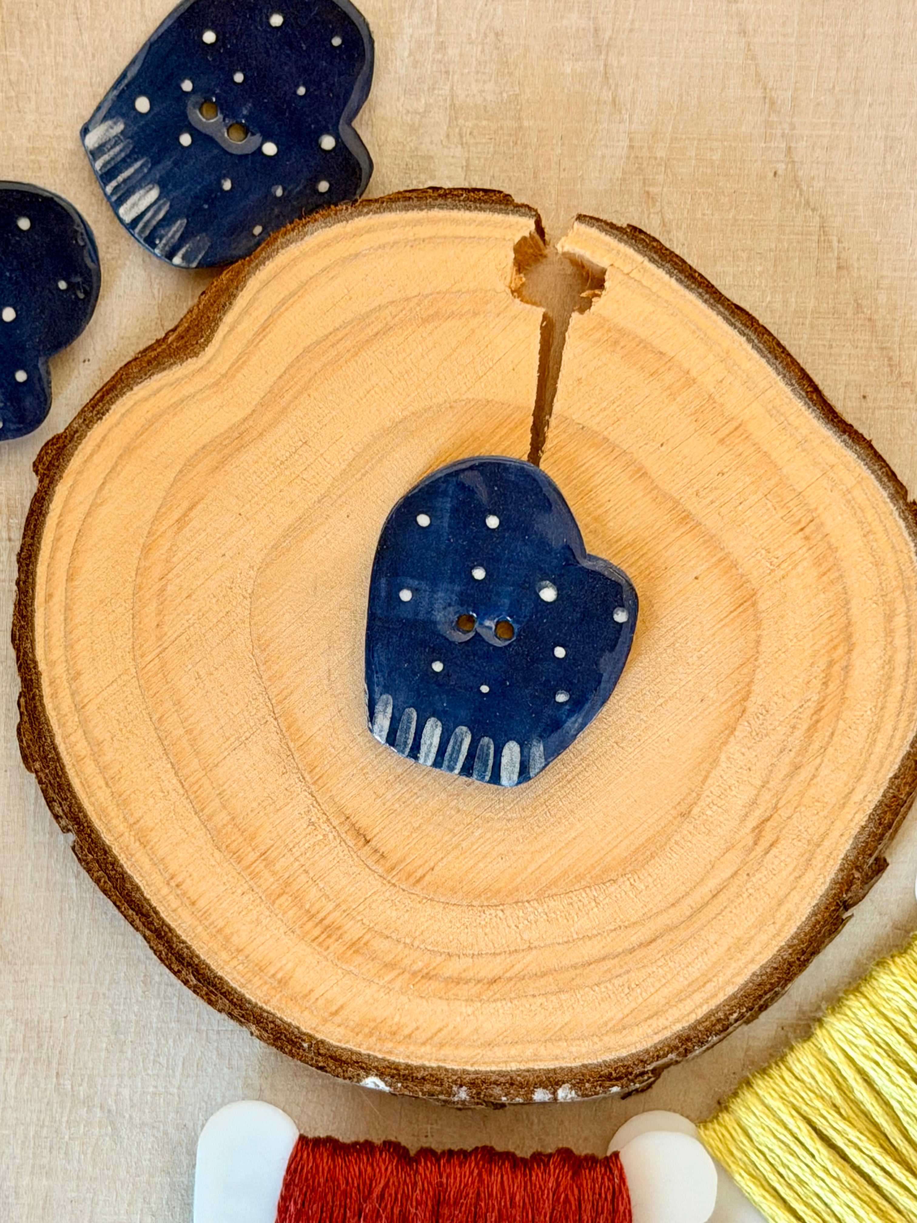 Handmade Ceramic Button for Cross Stitch – Mitten #2