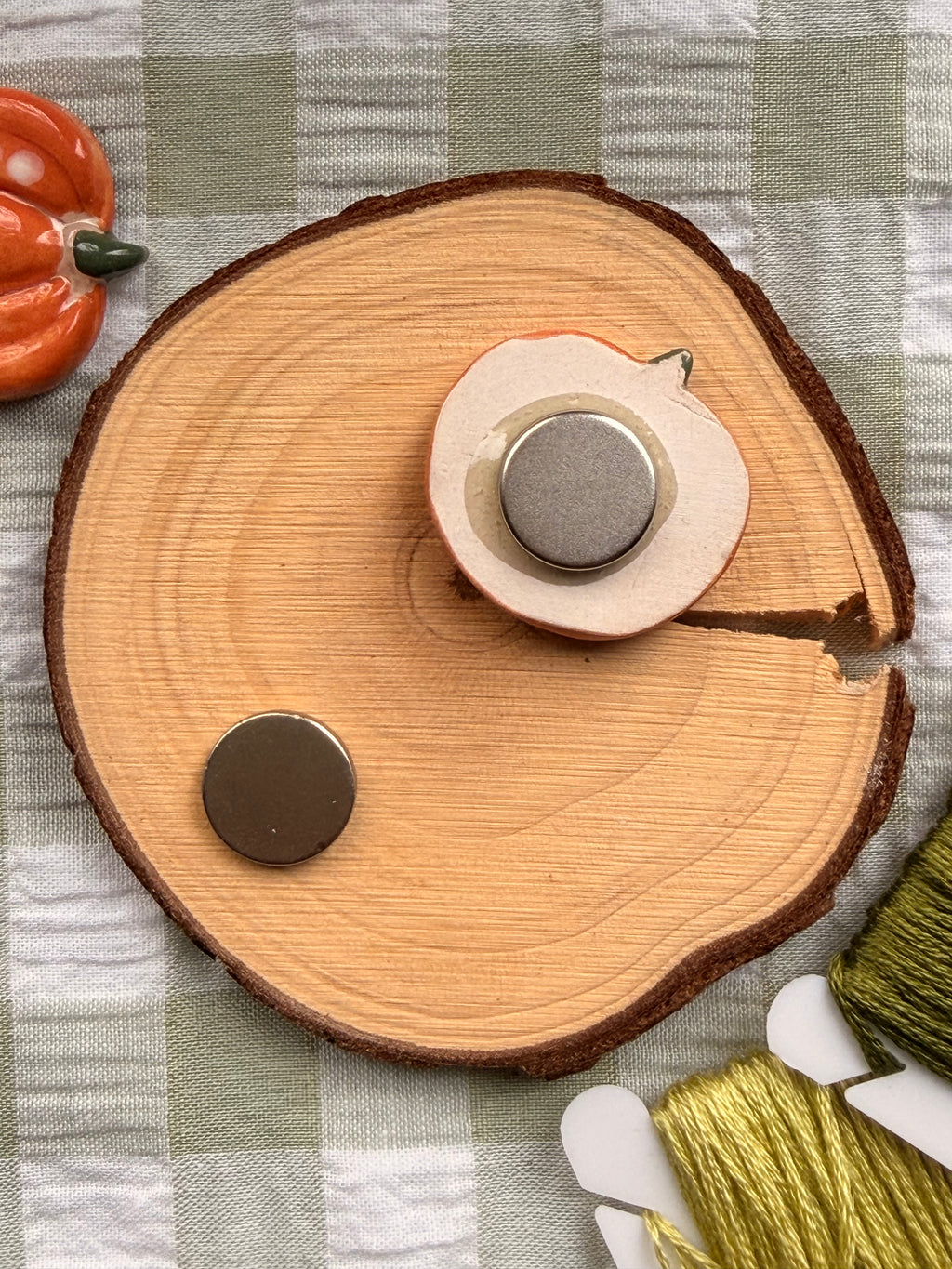 Handmade Ceramic Needle Minder – Pumpkin