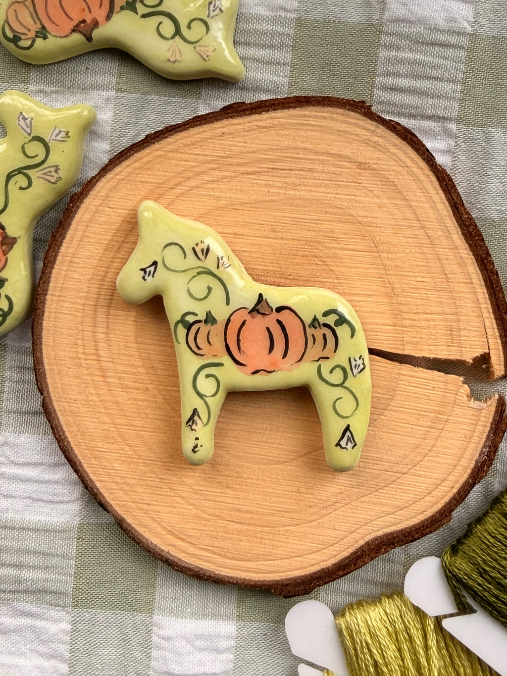 Handmade Ceramic Needle Minder – Autumn Horse