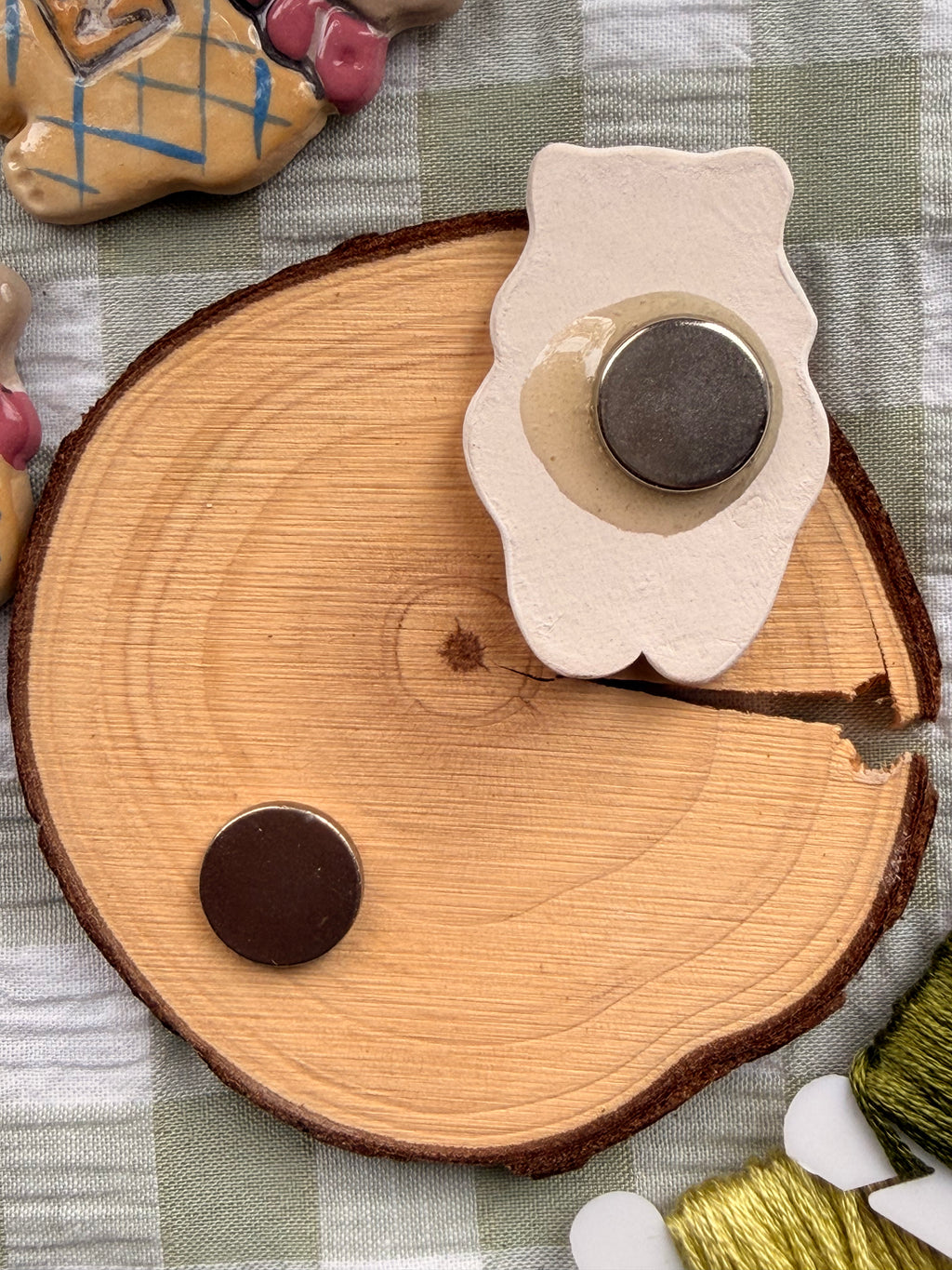 Handmade Ceramic Needle Minder – Brown Circuses Bear