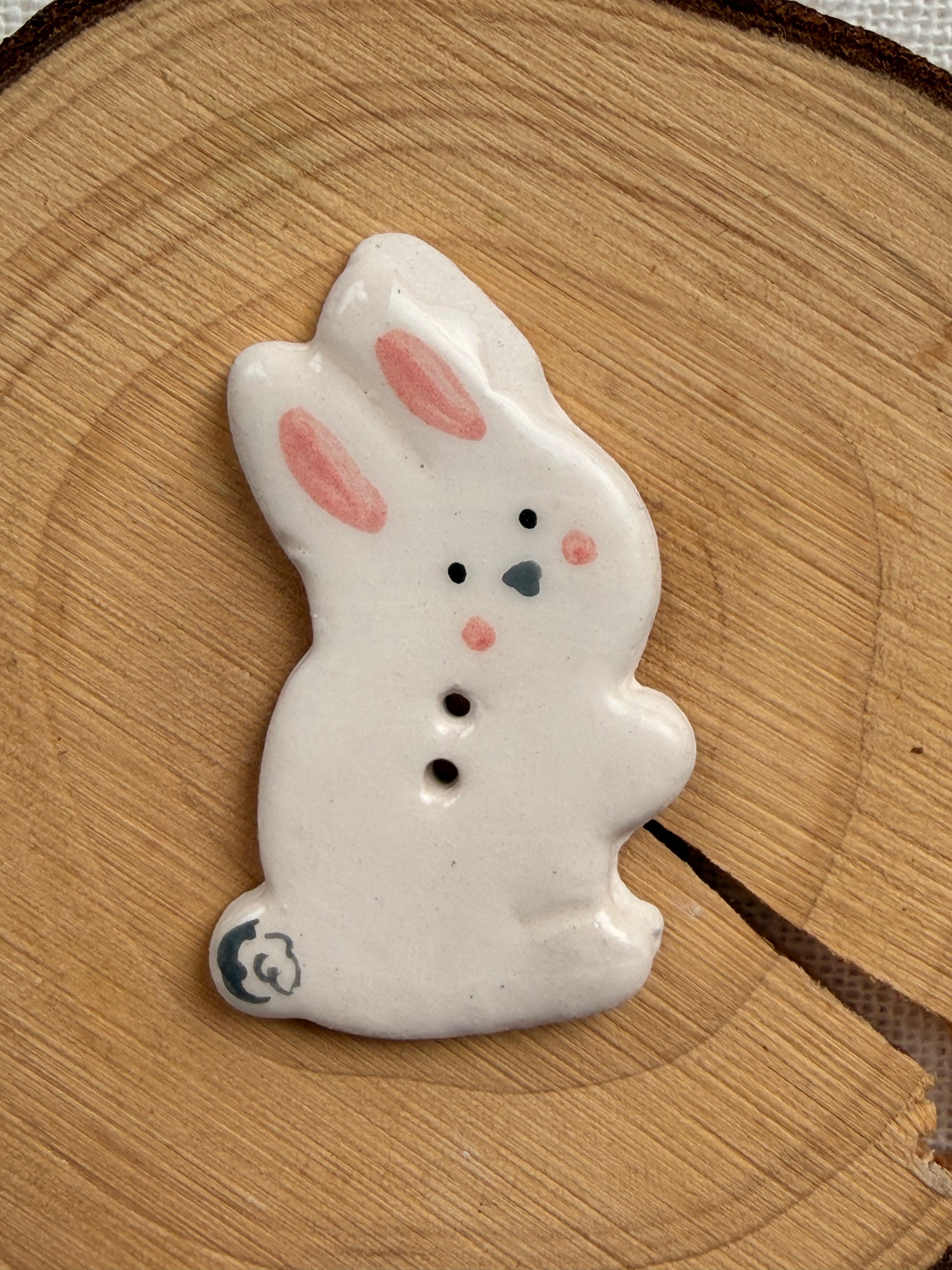 Handmade Ceramic White Rabbit Button – Hand-Painted Sewing Embellishment