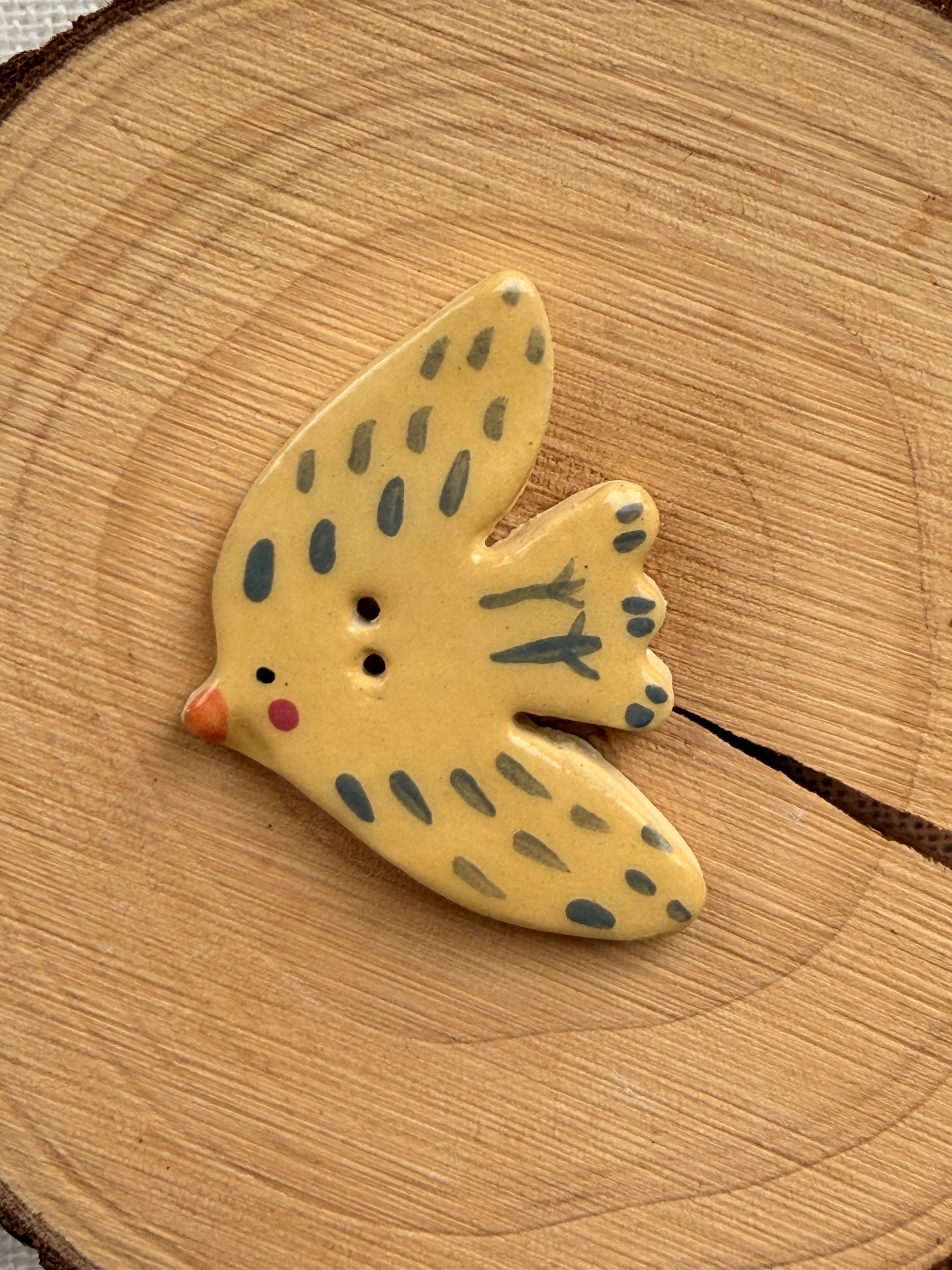 Handmade Ceramic Yellow Bird Button – Hand-Painted Sewing Embellishment