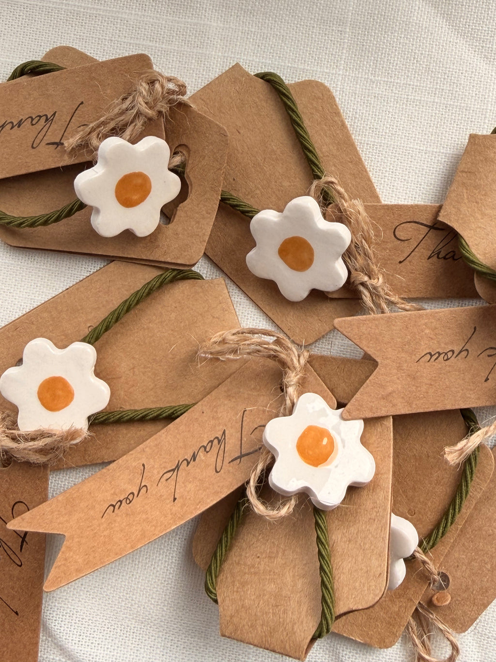 Ceramic Daisy Hair Tie – Handmade Hair Accessory