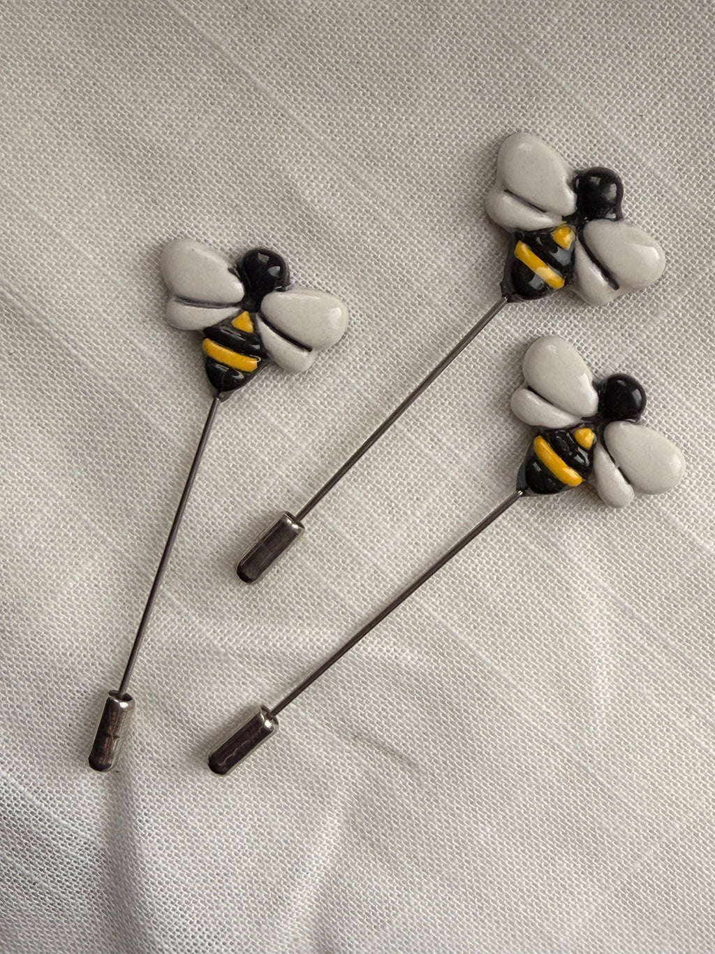 Handmade Ceramic Stitch Marker Pin with Protective Stopper - Bee