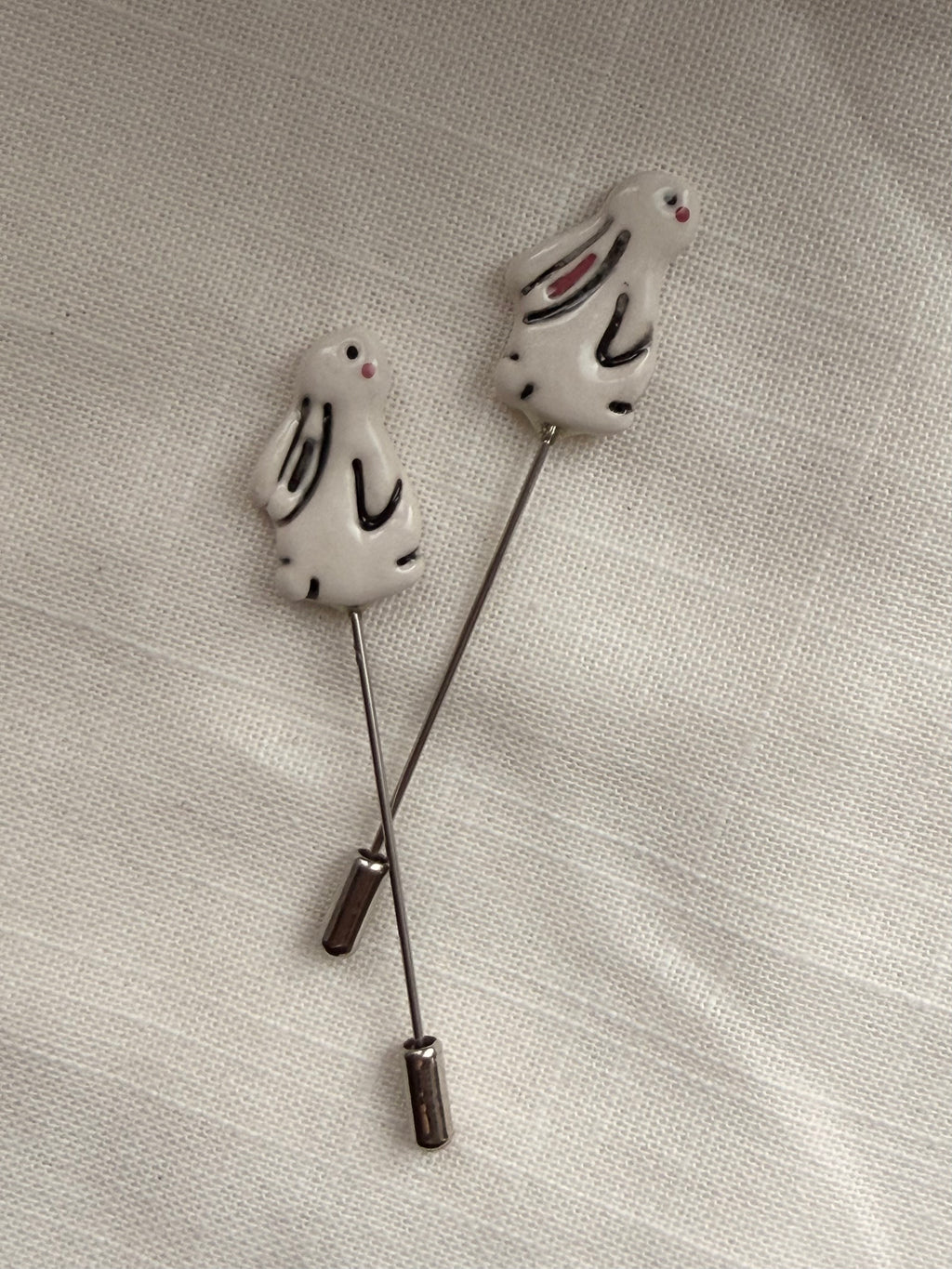 Handmade Ceramic Stitch Marker Pin with Protective Stopper - Bunny